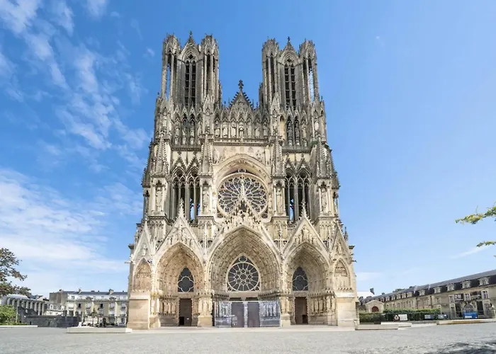 Apartament L'haussmannien - Spacieux 4 - Centre - Gare