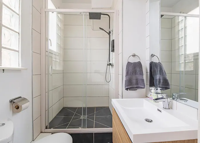 Apartament L'haussmannien - Spacieux 4 - Centre - Gare Reims