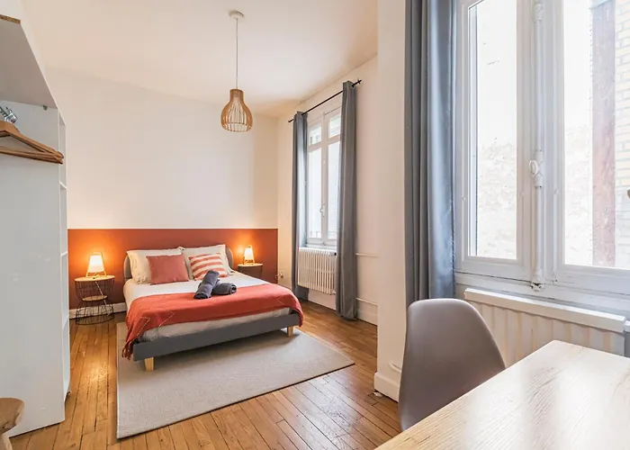 Apartament L'haussmannien - Spacieux 4 - Centre - Gare *